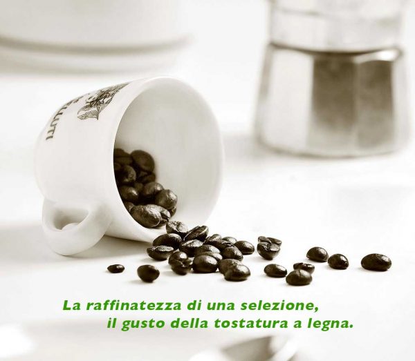 (c) Caffevelluti.com